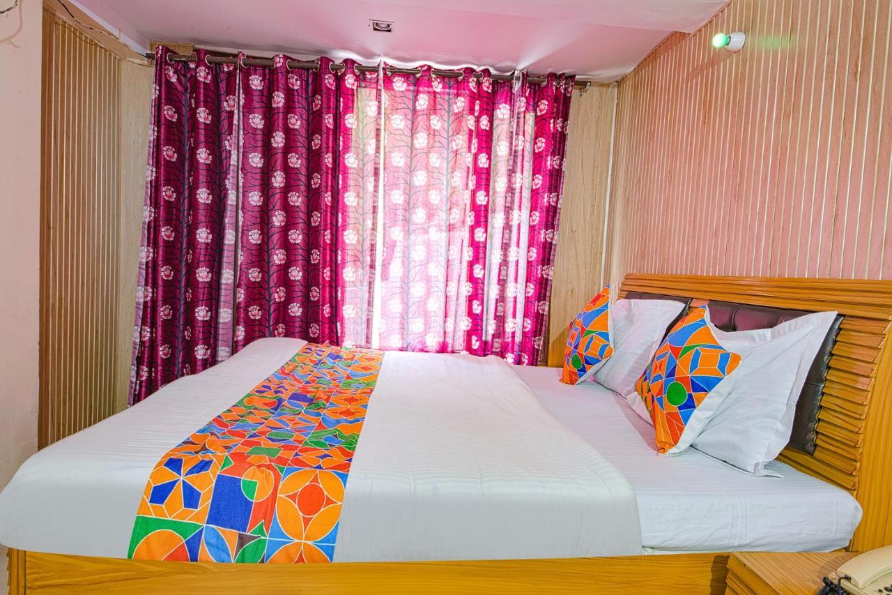 โอโย 37373 โฮเต็ล แซฟไฟร์ Hotel มัสซูรี ภายนอก รูปภาพ