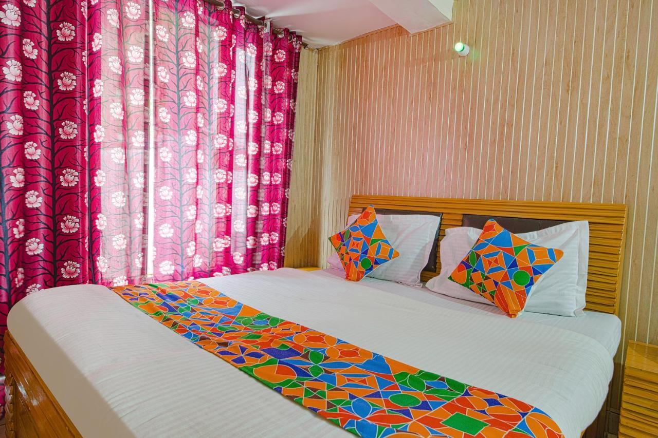โอโย 37373 โฮเต็ล แซฟไฟร์ Hotel มัสซูรี ภายนอก รูปภาพ